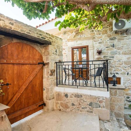 Stone House Elefteria Near Matala Beach Petrokefalion Exterior photo